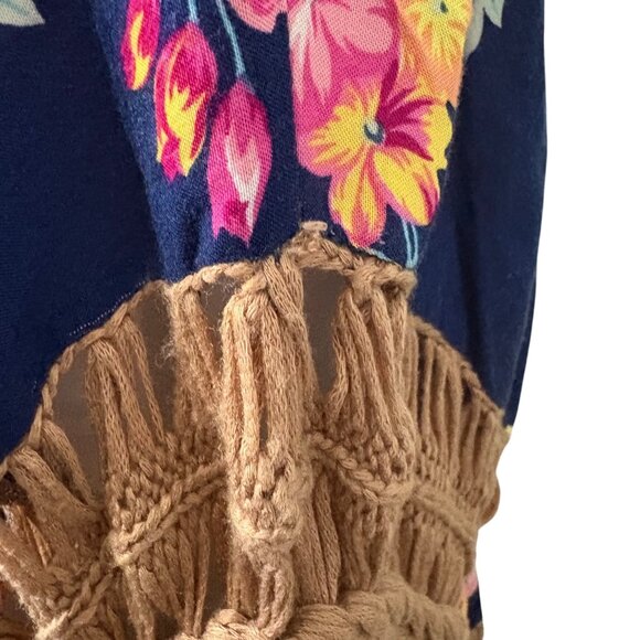 Boho Chic Crochet & Floral Knit Top With Raglan Sleeves Size Small - Picture 16 of 16